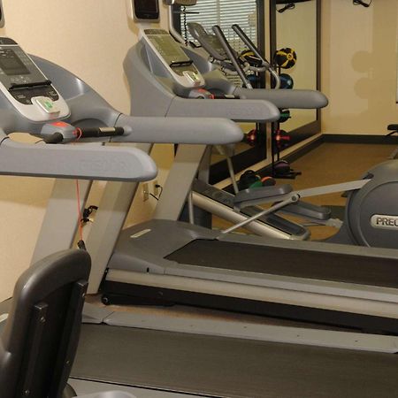 Hilton Garden Inn Ню Браунфелс Съоръжения снимка