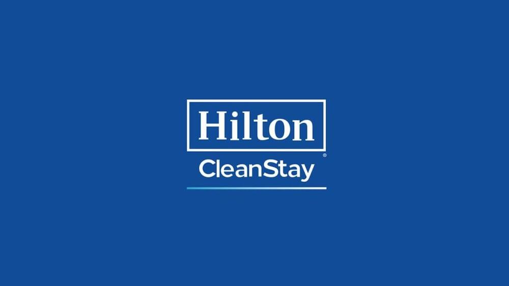 Hilton Garden Inn Ню Браунфелс Екстериор снимка